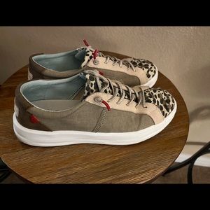 Cheetah print hey dudes